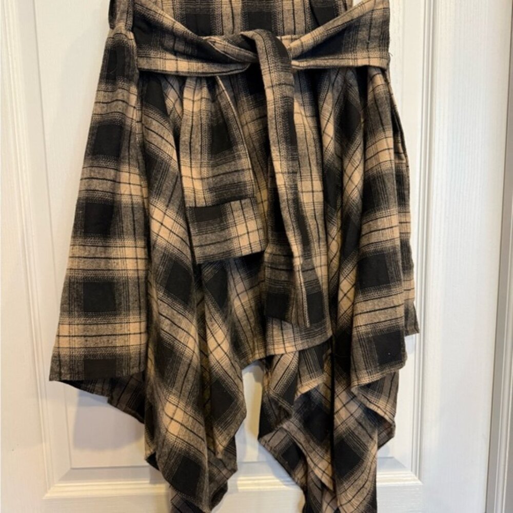 Plaid Tie Skirt in Black and Tan